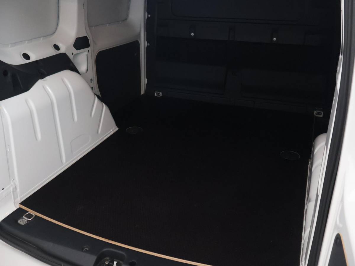Volkswagen Caddy Volkswagen Caddy Cargo 1.5 TSI BENZINE + 19 INCH LMV | LEDER | MAXTON SPORTPAKKET | BPM VRIJ | CRUISE CONTROL