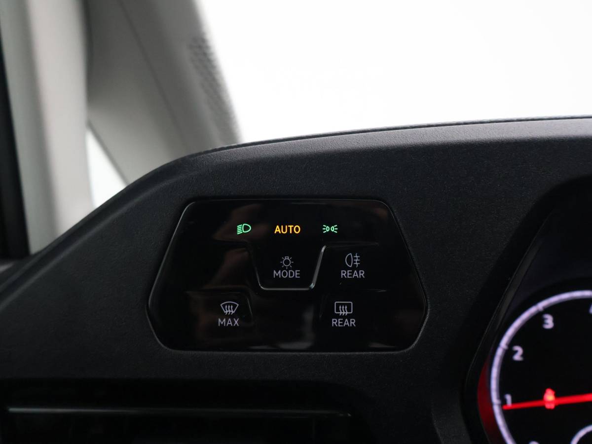 Volkswagen Caddy Volkswagen Caddy Cargo 1.5 TSI BENZINE + 19 INCH LMV | LEDER | MAXTON SPORTPAKKET | BPM VRIJ | CRUISE CONTROL