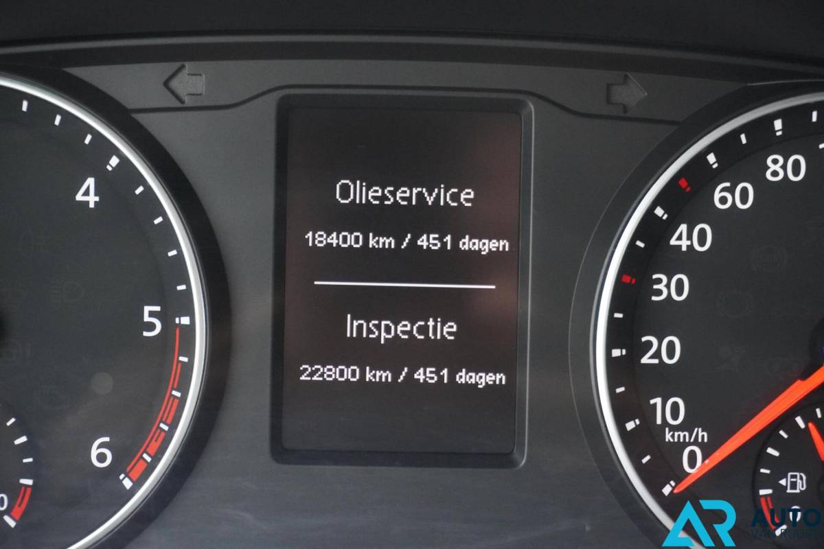 Volkswagen Transporter Volkswagen Transporter 2.0 TDI L2H1 DC * LED * MARGE * LUXE