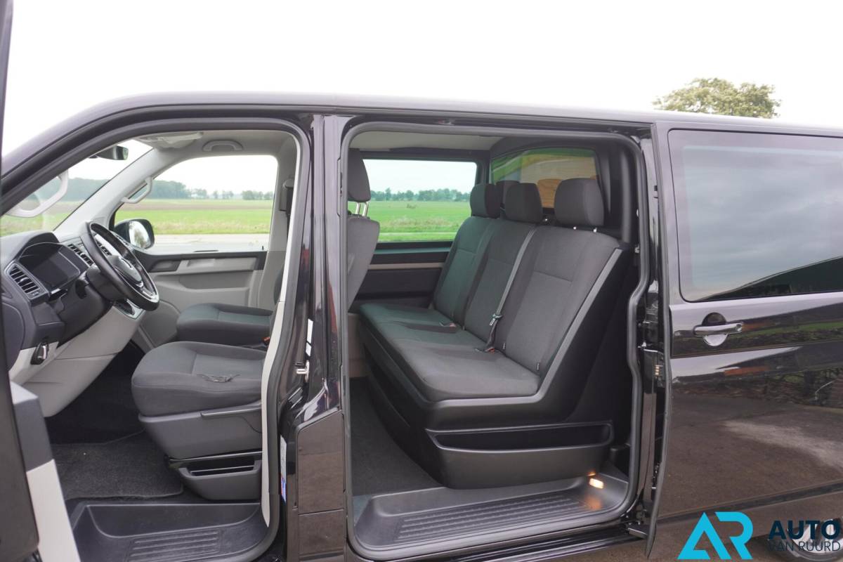 Volkswagen Transporter Volkswagen Transporter 2.0 TDI L2H1 DC * LED * MARGE * LUXE