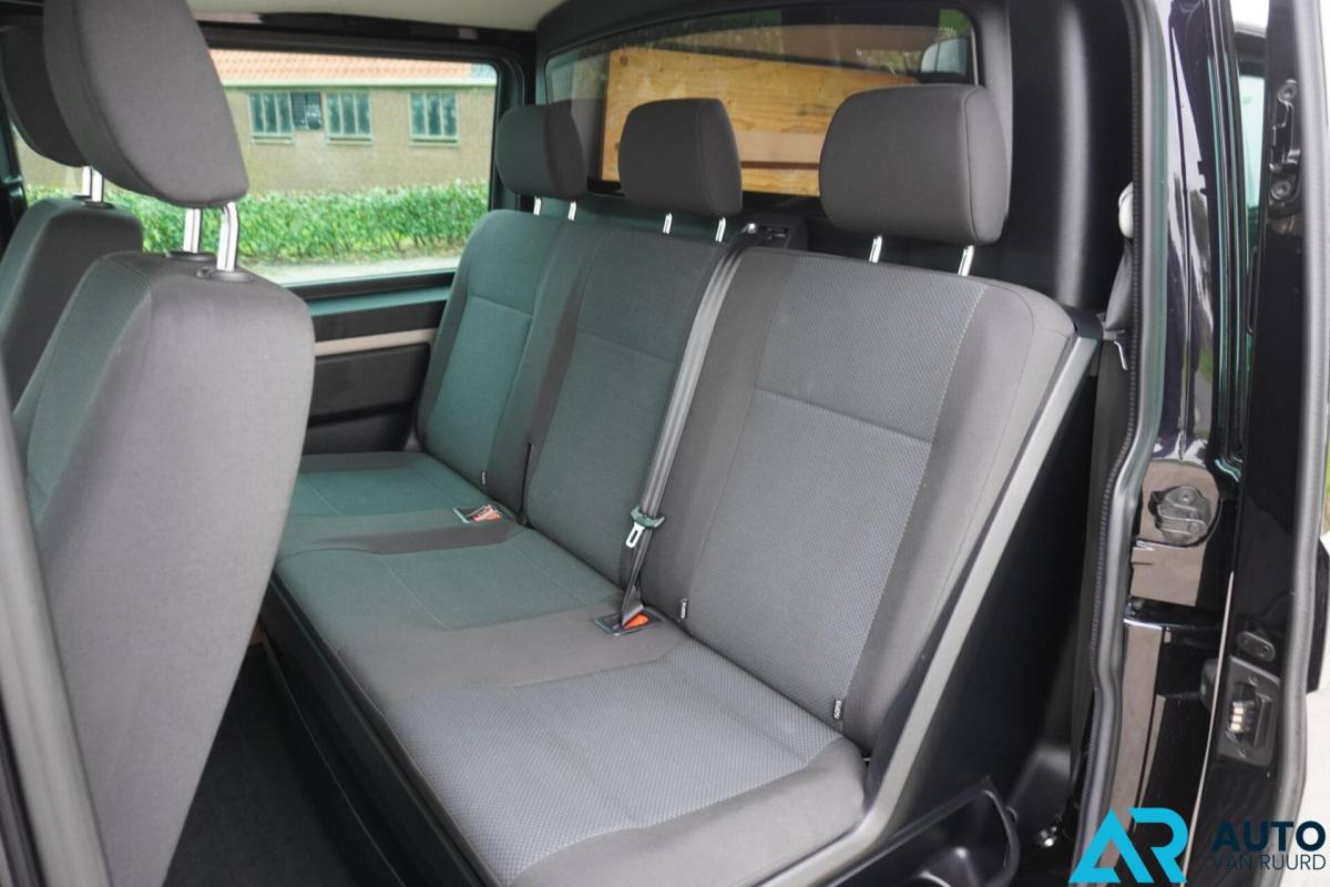 Volkswagen Transporter Volkswagen Transporter 2.0 TDI L2H1 DC * LED * MARGE * LUXE