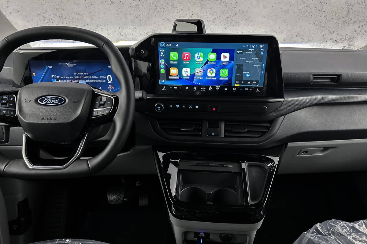 Ford E-Transit Custom Ford E-Transit Custom 340 L2 Limited 71 kWh | Dubbel cabine | 2x schuifdeur | Driver assist pack premium