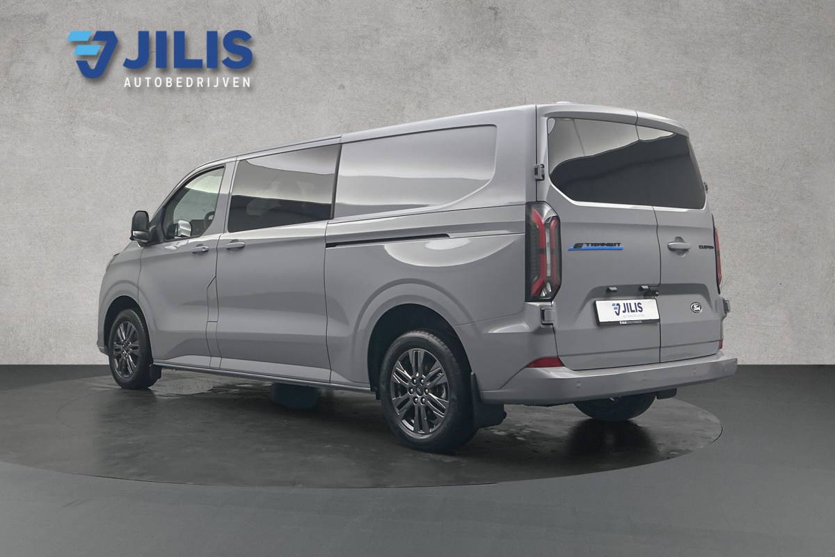 Ford E-Transit Custom Ford E-Transit Custom 340 L2 Limited 71 kWh | Dubbel cabine | 2x schuifdeur | Driver assist pack premium