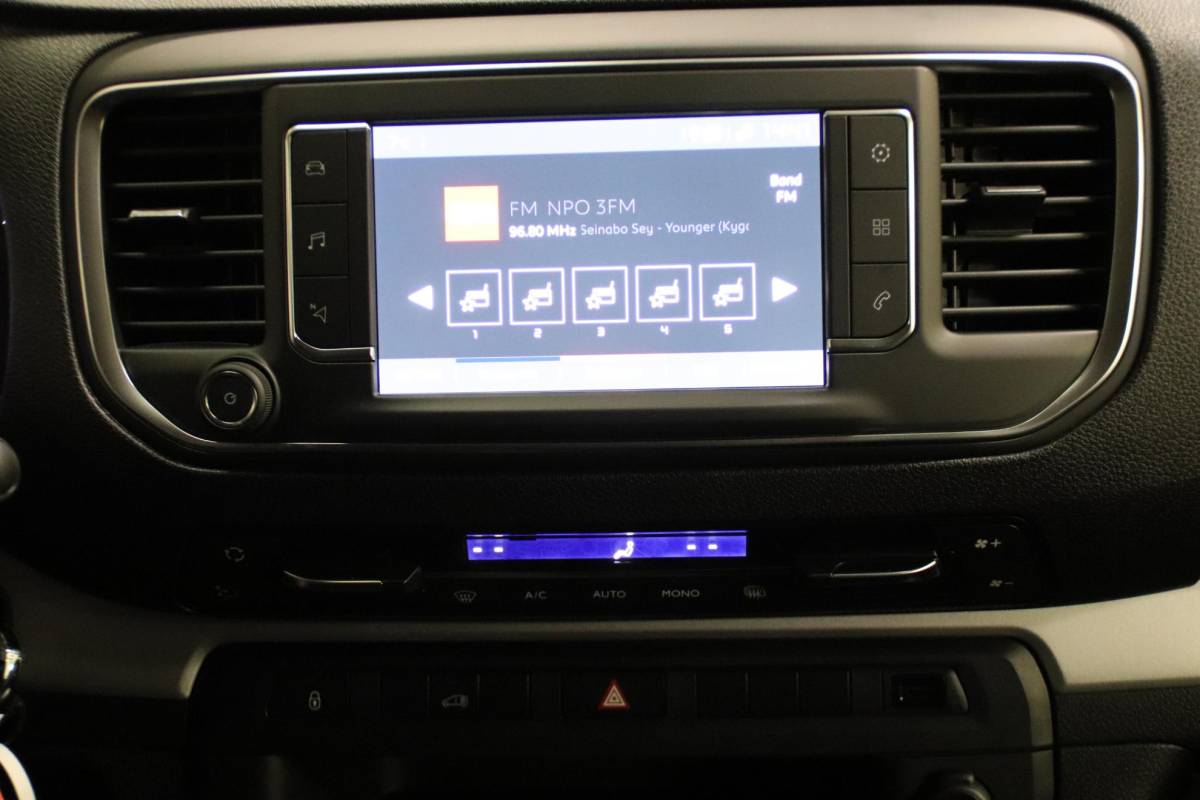 Fiat Scudo Fiat Scudo 1.5 MULTIJET 120PK NAVIGATIE AIRCO Fiat Scudo 1.5 MULTIJET 120PK NAVIGATIE