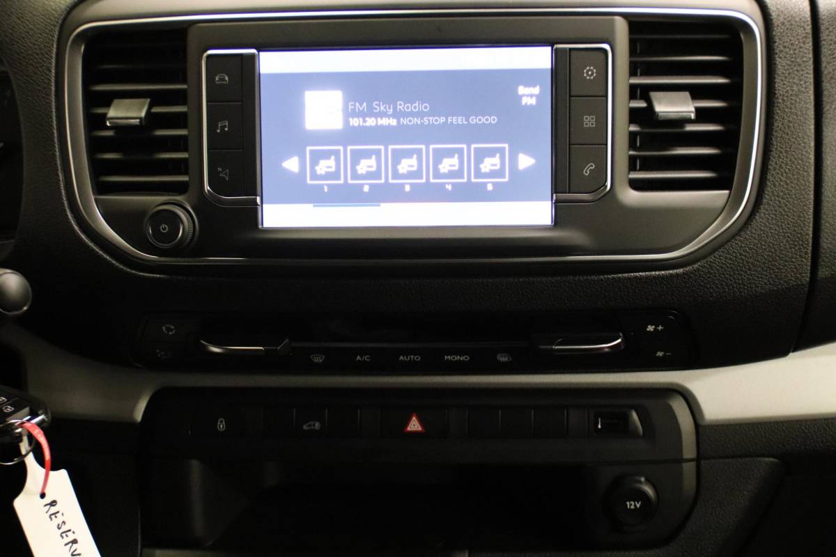 Fiat Scudo Fiat Scudo 1.5 MULTIJET 120PK NIEUW Fiat Scudo 1.5 MULTIJET 120 COMPACT BUSINESS