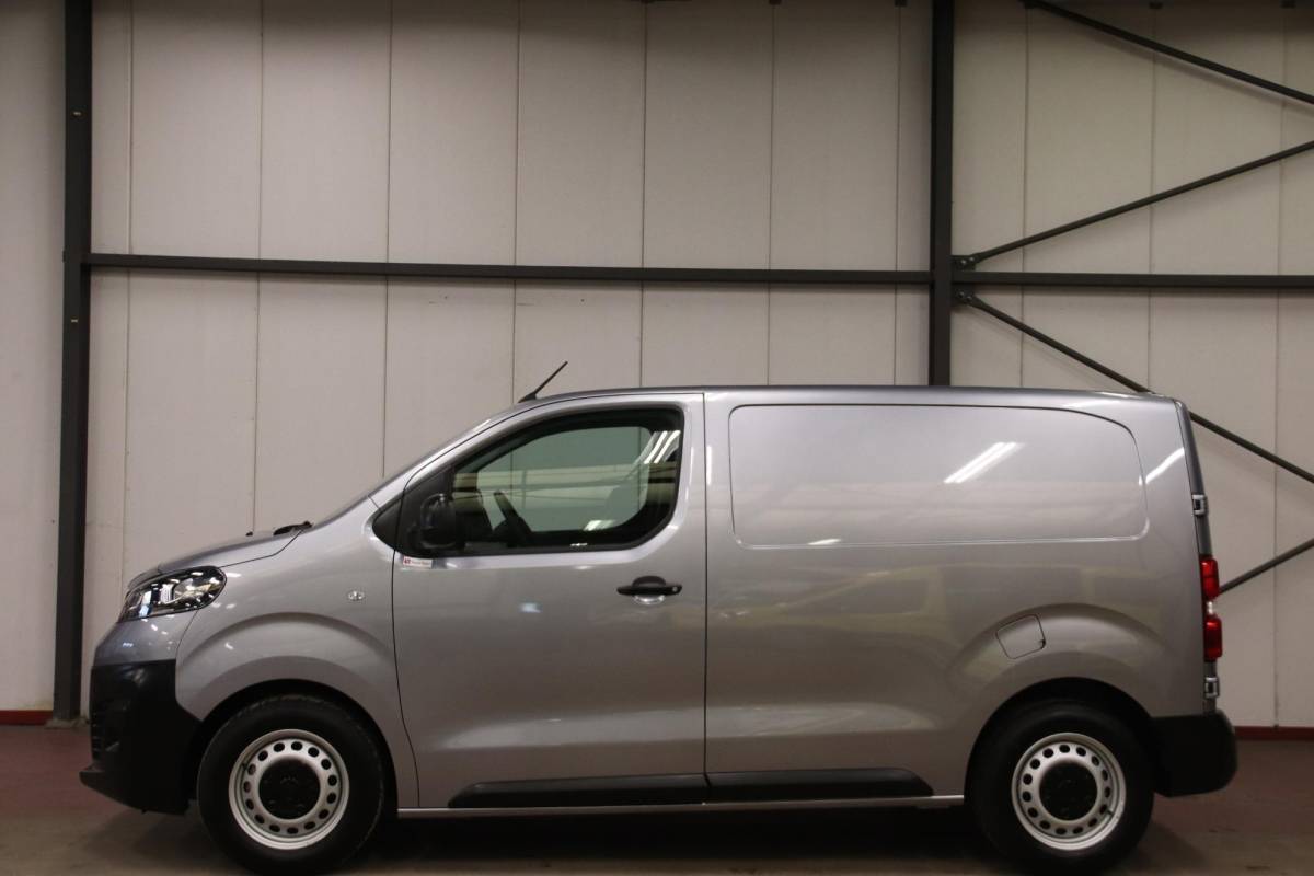 Fiat Scudo Fiat Scudo 1.5 MULTIJET 120PK NIEUW Fiat Scudo 1.5 MULTIJET 120 COMPACT BUSINESS