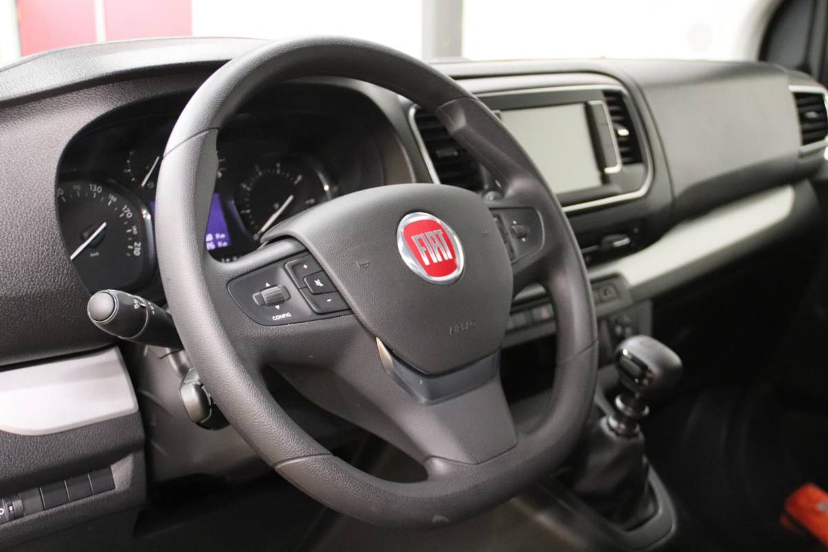 Fiat Scudo Fiat Scudo 1.5 MULTIJET 120PK NIEUW Fiat Scudo 1.5 MULTIJET 120 COMPACT BUSINESS