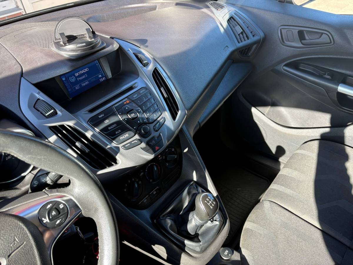 Ford Transit Connect Ford Transit Connect 1.6 TDCI L1 Trend|NAP|airco|cruise|trekhaak|achteruitrijcamera|navi|voorruitverwarming|bluetooth