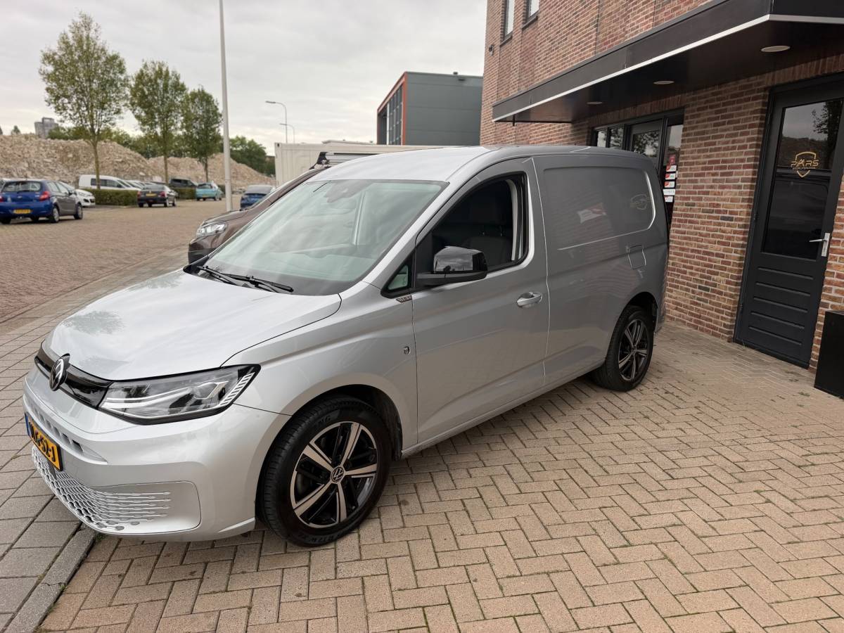 Volkswagen Caddy Volkswagen Caddy Cargo 2.0 TDI 1st Edition Virtual Cockpit IQ-Light Keyless entry Climaat Control Cruise Airco Navi Elk.Ramen BTW!