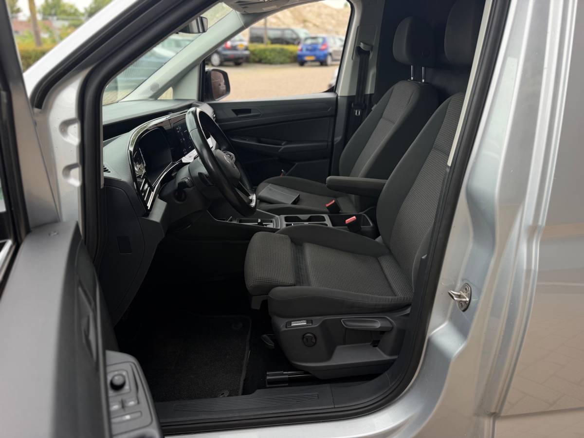 Volkswagen Caddy Volkswagen Caddy Cargo 2.0 TDI 1st Edition Virtual Cockpit IQ-Light Keyless entry Climaat Control Cruise Airco Navi Elk.Ramen BTW!
