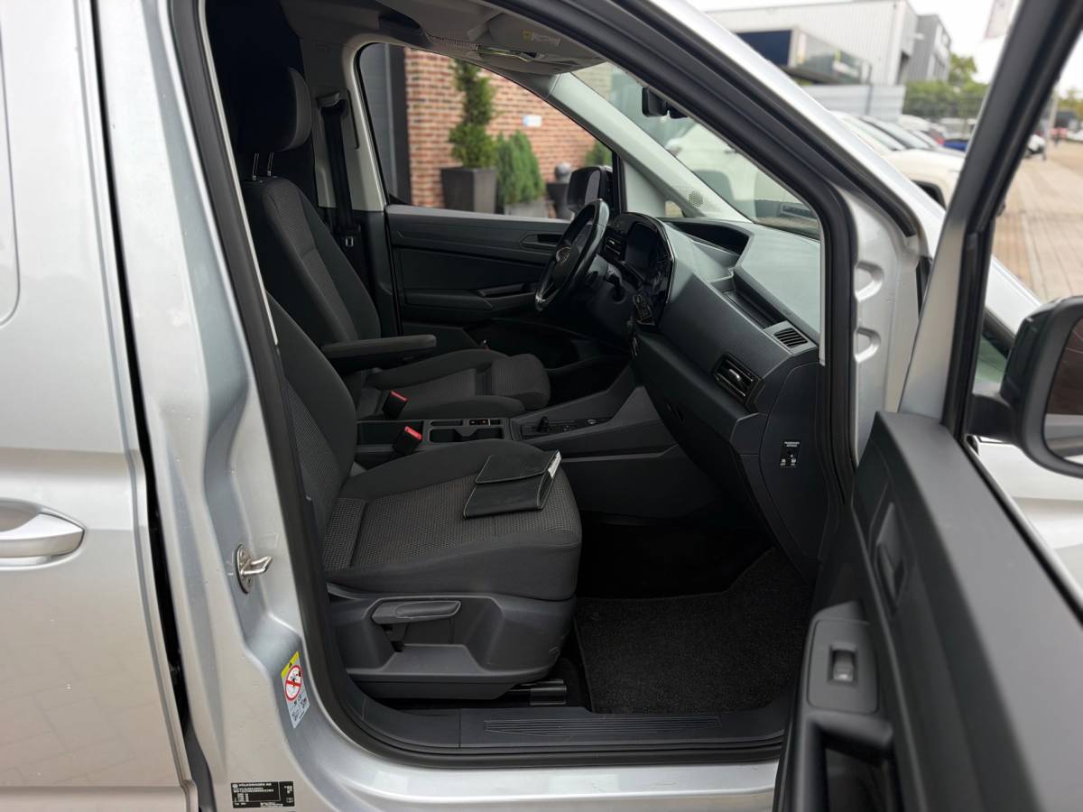 Volkswagen Caddy Volkswagen Caddy Cargo 2.0 TDI 1st Edition Virtual Cockpit IQ-Light Keyless entry Climaat Control Cruise Airco Navi Elk.Ramen BTW!
