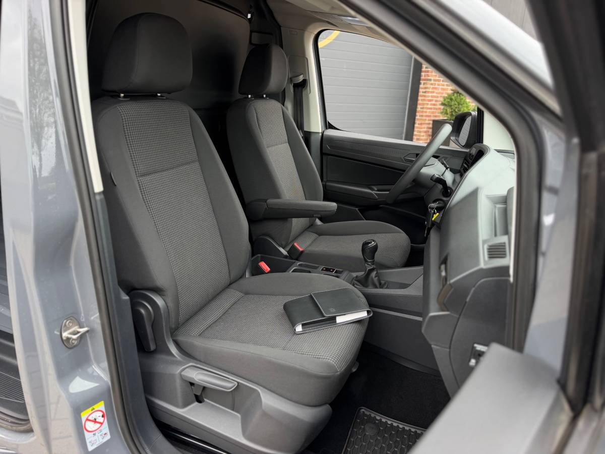 Volkswagen Caddy Volkswagen Caddy Cargo 1.5 TSI Exclusive PAN AMERICANA IQ-Light Climaat Control Cruise Control Airco Dubbele Schuifdeuren Trekhaak