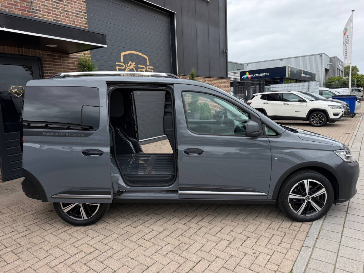 Volkswagen Caddy Volkswagen Caddy Cargo 1.5 TSI Exclusive PAN AMERICANA IQ-Light Climaat Control Cruise Control Airco Dubbele Schuifdeuren Trekhaak