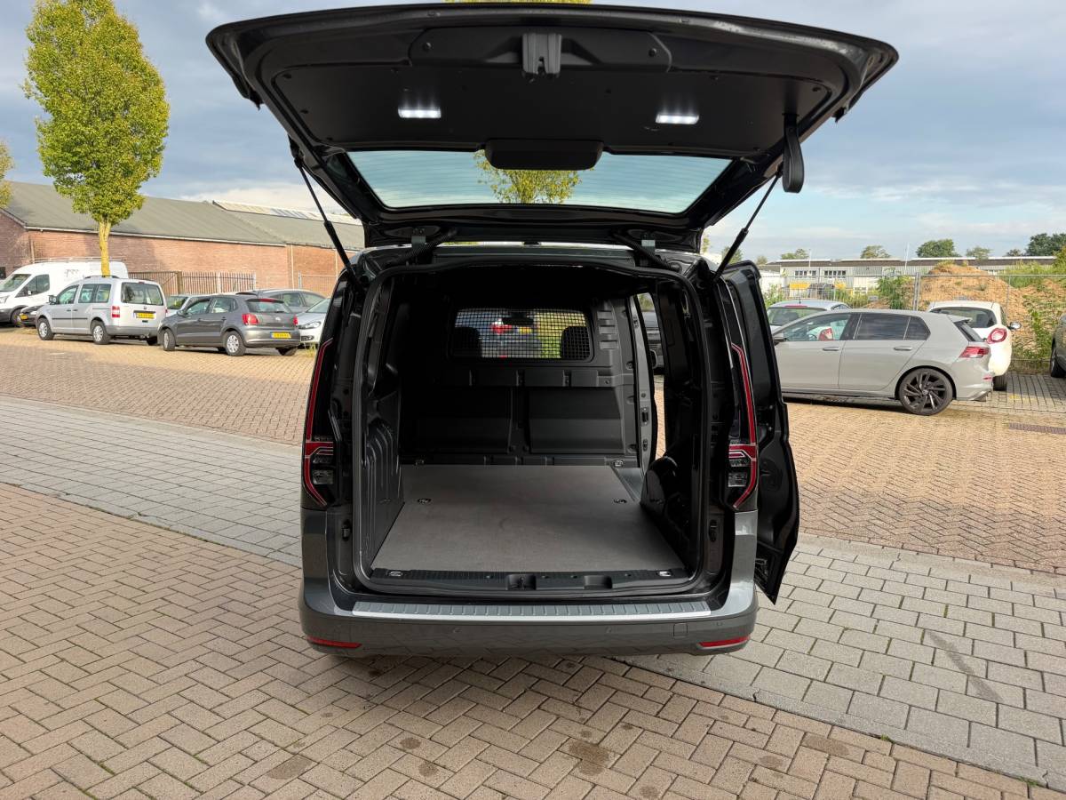 Volkswagen Caddy Volkswagen Caddy Cargo Maxi 1.5 TSI Style Benzine Automaat Virtual Cockpit IQ-Light Cruise Control Airco Navi Elk.Rmn BTW!