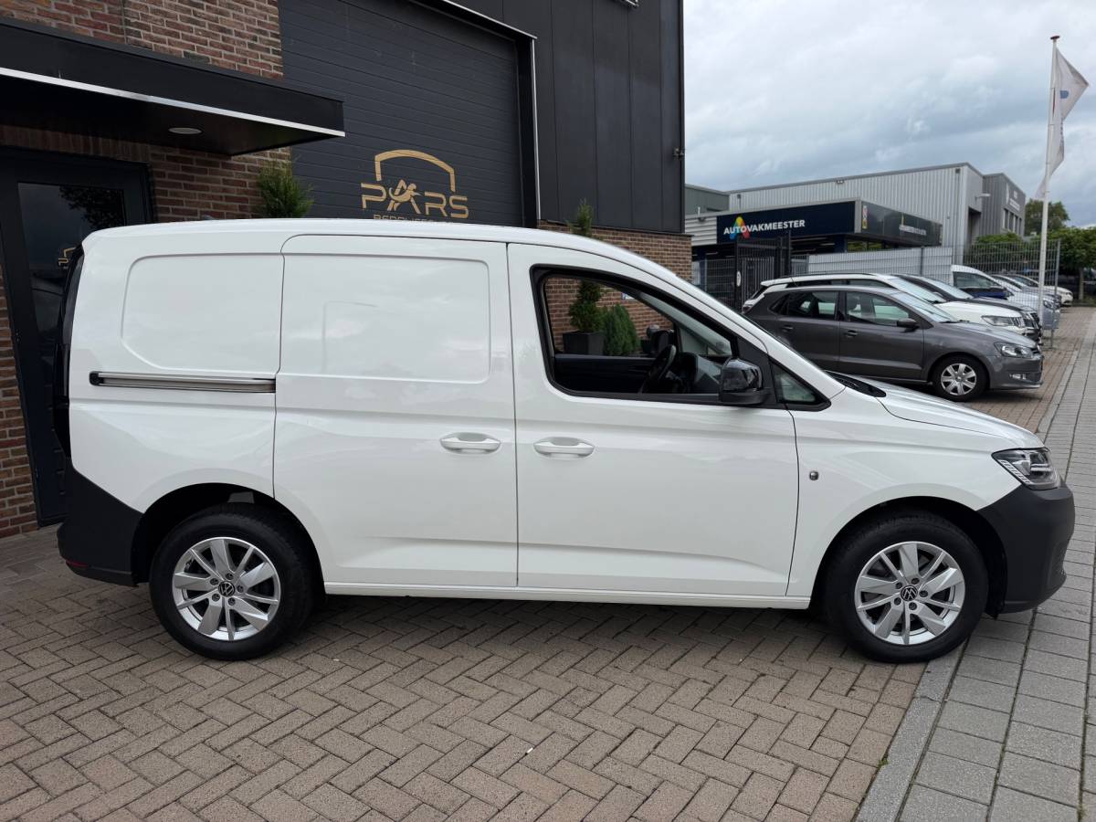 Volkswagen Caddy Volkswagen Caddy Cargo 1.5 TSI Trend Style Automaat Benzine IQ-Light Climaat Control Cruise Control Airco Navi Elk.Rmn BTW!!