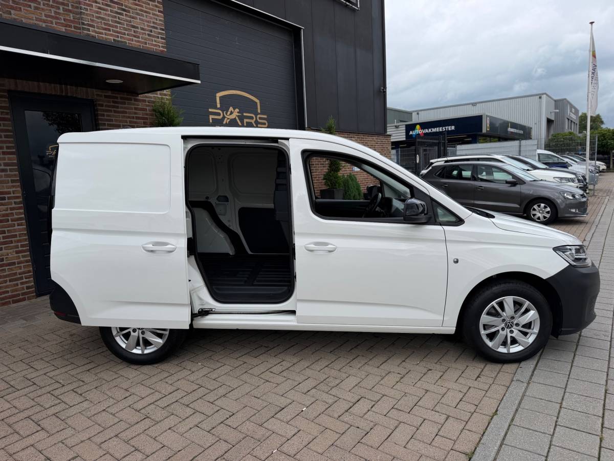 Volkswagen Caddy Volkswagen Caddy Cargo 1.5 TSI Trend Style Automaat Benzine IQ-Light Climaat Control Cruise Control Airco Navi Elk.Rmn BTW!!