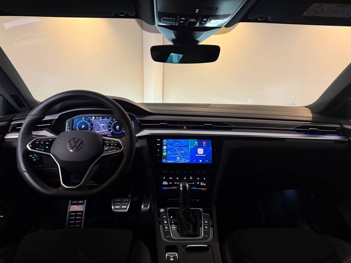 Volkswagen Arteon Volkswagen Arteon Shooting Brake 1.4 TSI eHybrid R-Line Business+ *Dealer OH* Pano|Trekhaak|HUD|Alcantara|Stoelverw.V+A|Adapt.Crui