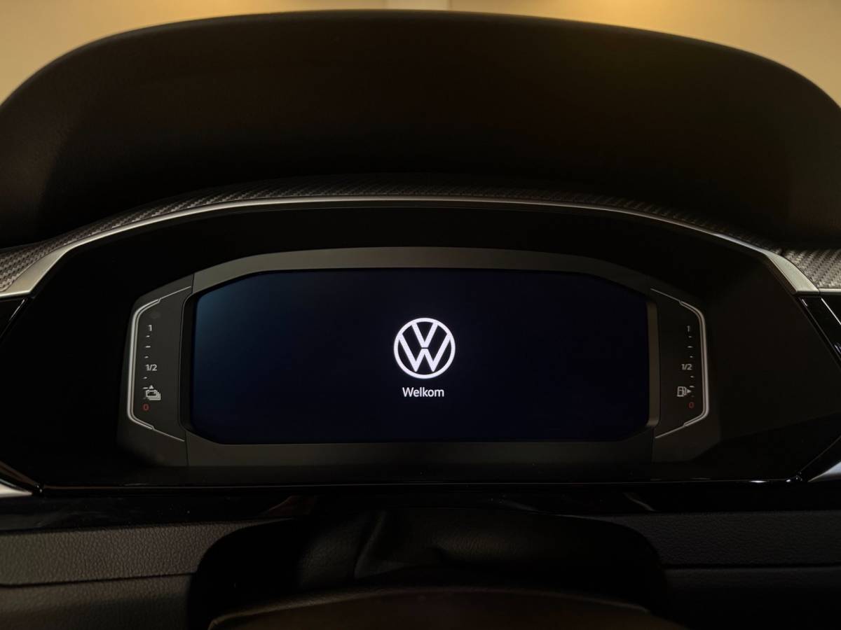 Volkswagen Arteon Volkswagen Arteon Shooting Brake 1.4 TSI eHybrid R-Line Business+ *Dealer OH* Pano|Trekhaak|HUD|Alcantara|Stoelverw.V+A|Adapt.Crui