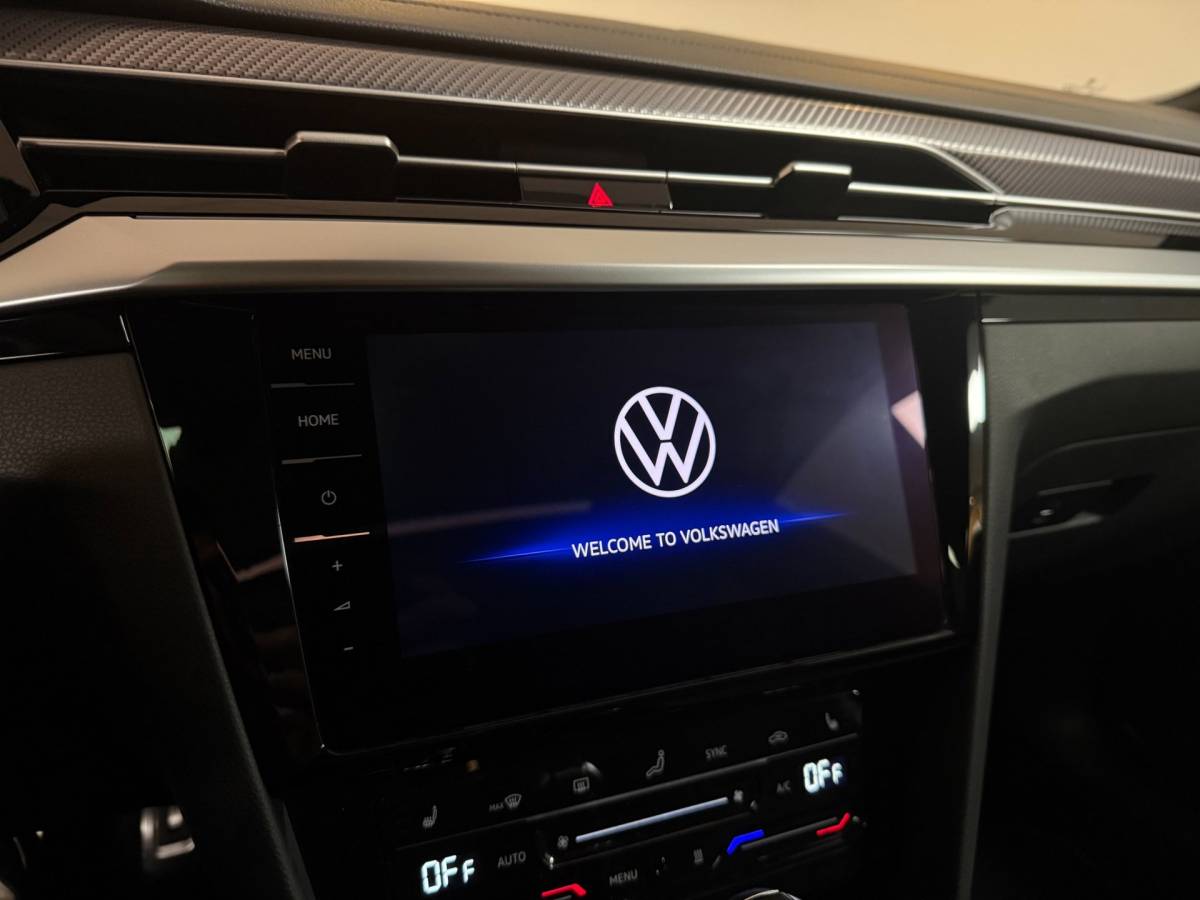 Volkswagen Arteon Volkswagen Arteon Shooting Brake 1.4 TSI eHybrid R-Line Business+ *Dealer OH* Pano|Trekhaak|HUD|Alcantara|Stoelverw.V+A|Adapt.Crui