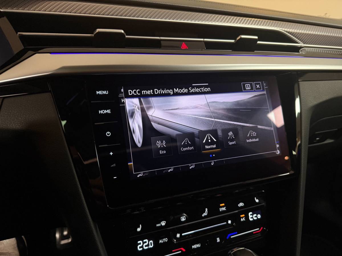 Volkswagen Arteon Volkswagen Arteon Shooting Brake 1.4 TSI eHybrid R-Line Business+ *Dealer OH* Pano|Trekhaak|HUD|Alcantara|Stoelverw.V+A|Adapt.Crui