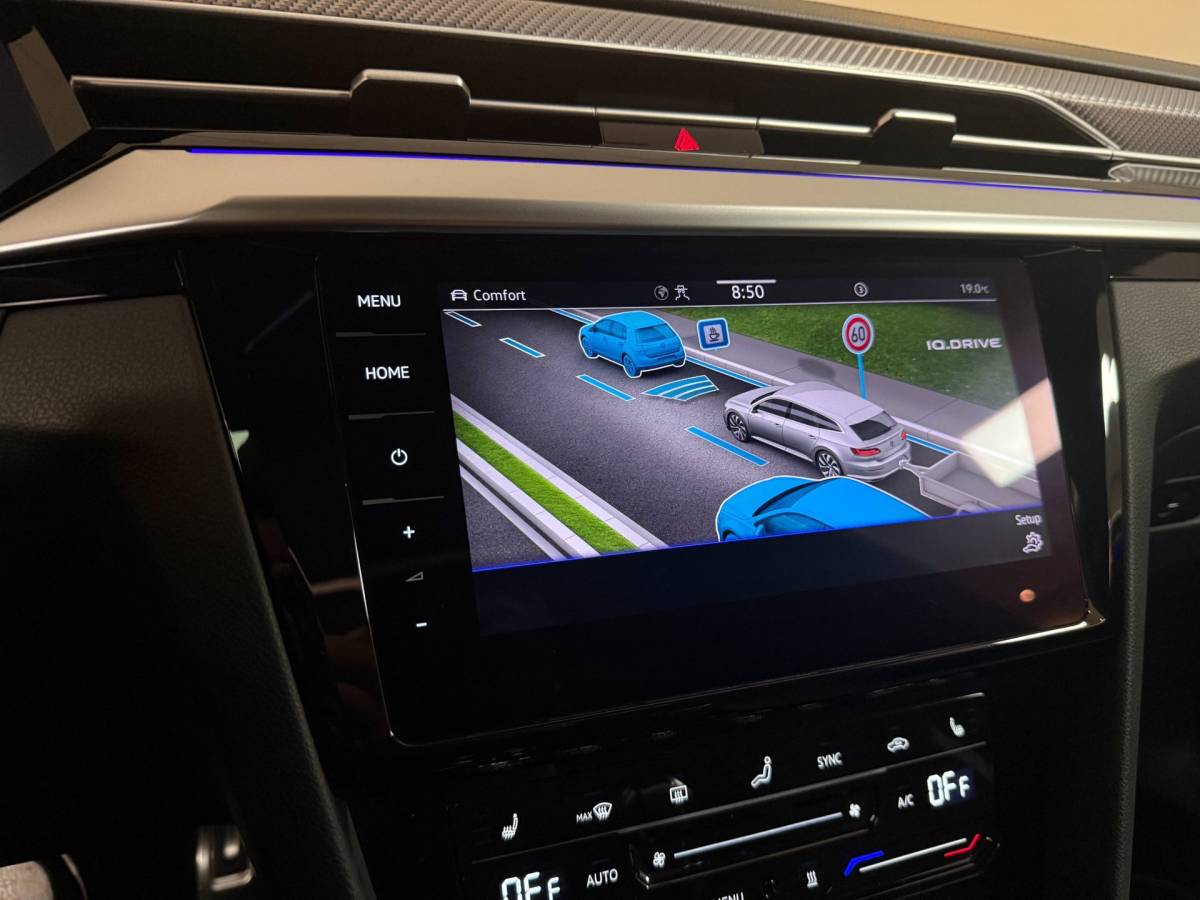 Volkswagen Arteon Volkswagen Arteon Shooting Brake 1.4 TSI eHybrid R-Line Business+ *Dealer OH* Pano|Trekhaak|HUD|Alcantara|Stoelverw.V+A|Adapt.Crui