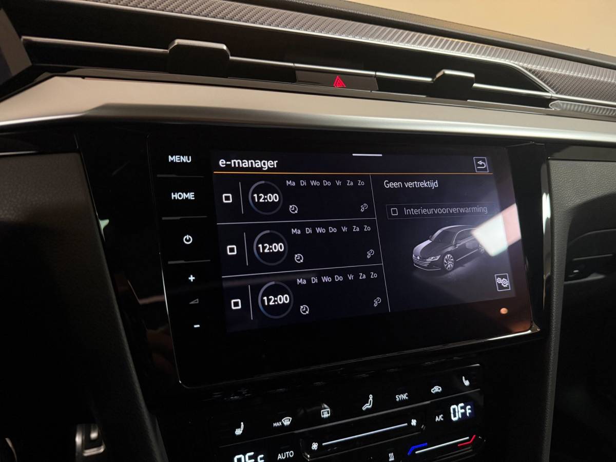 Volkswagen Arteon Volkswagen Arteon Shooting Brake 1.4 TSI eHybrid R-Line Business+ *Dealer OH* Pano|Trekhaak|HUD|Alcantara|Stoelverw.V+A|Adapt.Crui