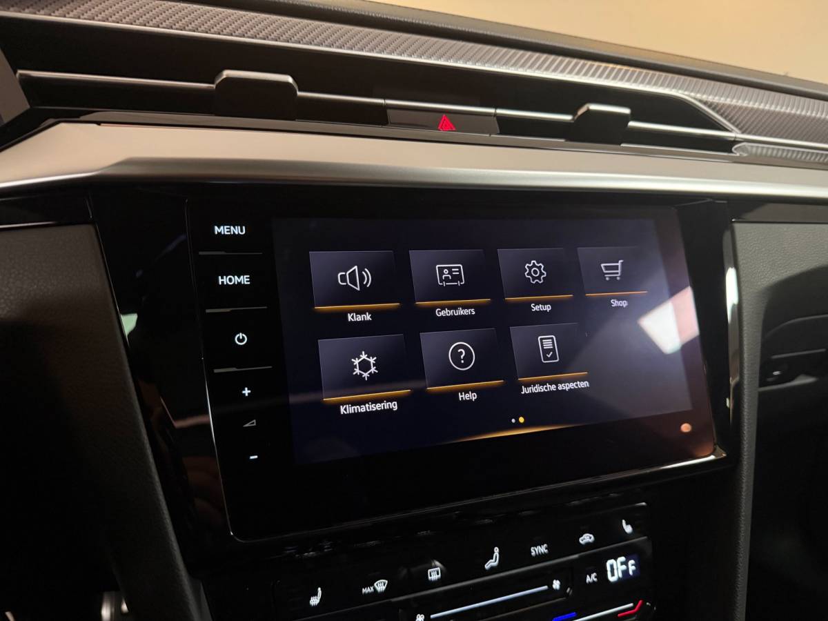 Volkswagen Arteon Volkswagen Arteon Shooting Brake 1.4 TSI eHybrid R-Line Business+ *Dealer OH* Pano|Trekhaak|HUD|Alcantara|Stoelverw.V+A|Adapt.Crui