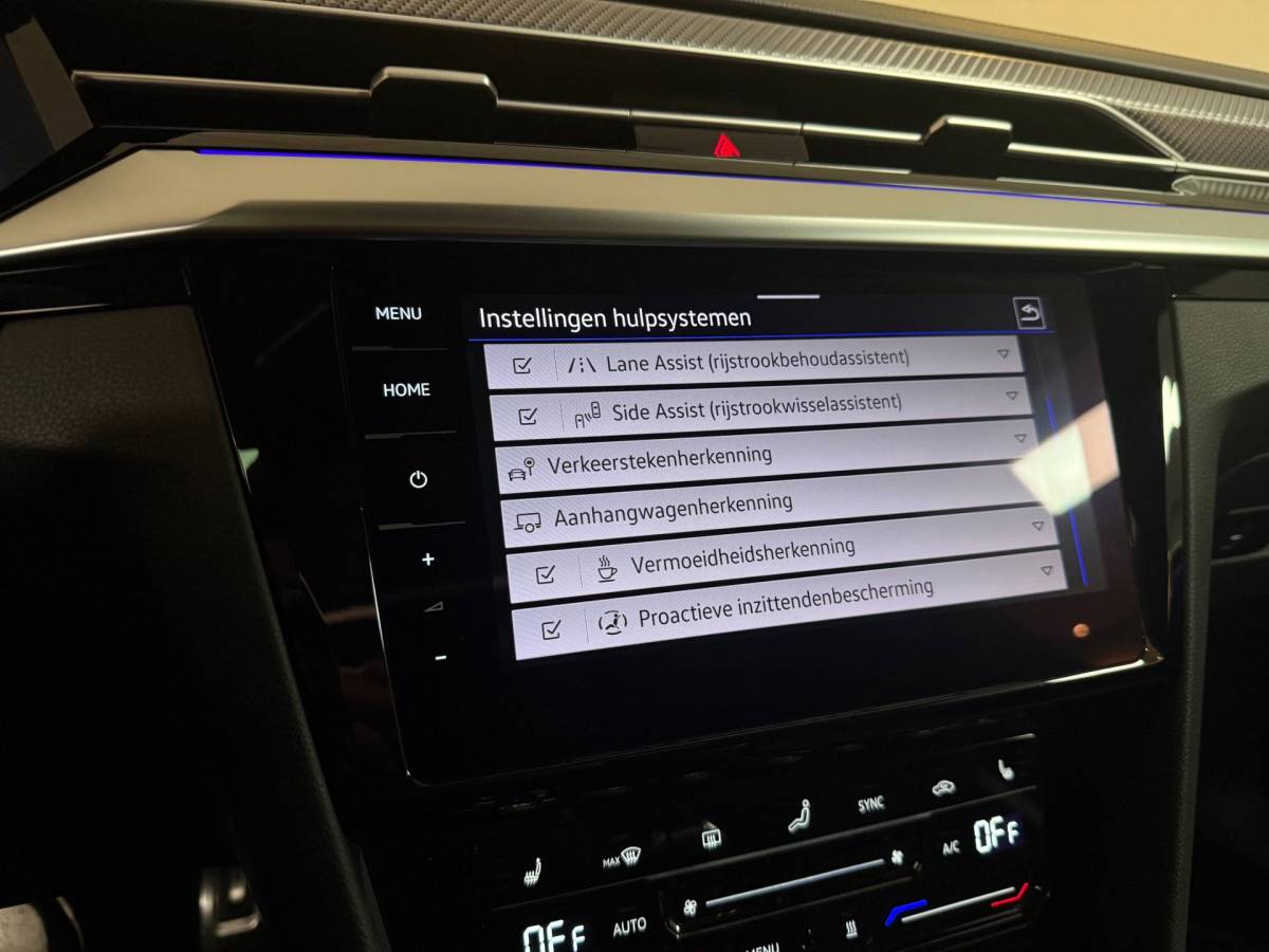 Volkswagen Arteon Volkswagen Arteon Shooting Brake 1.4 TSI eHybrid R-Line Business+ *Dealer OH* Pano|Trekhaak|HUD|Alcantara|Stoelverw.V+A|Adapt.Crui