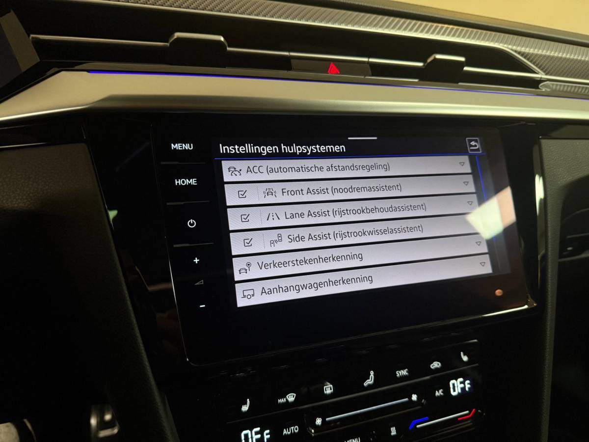 Volkswagen Arteon Volkswagen Arteon Shooting Brake 1.4 TSI eHybrid R-Line Business+ *Dealer OH* Pano|Trekhaak|HUD|Alcantara|Stoelverw.V+A|Adapt.Crui