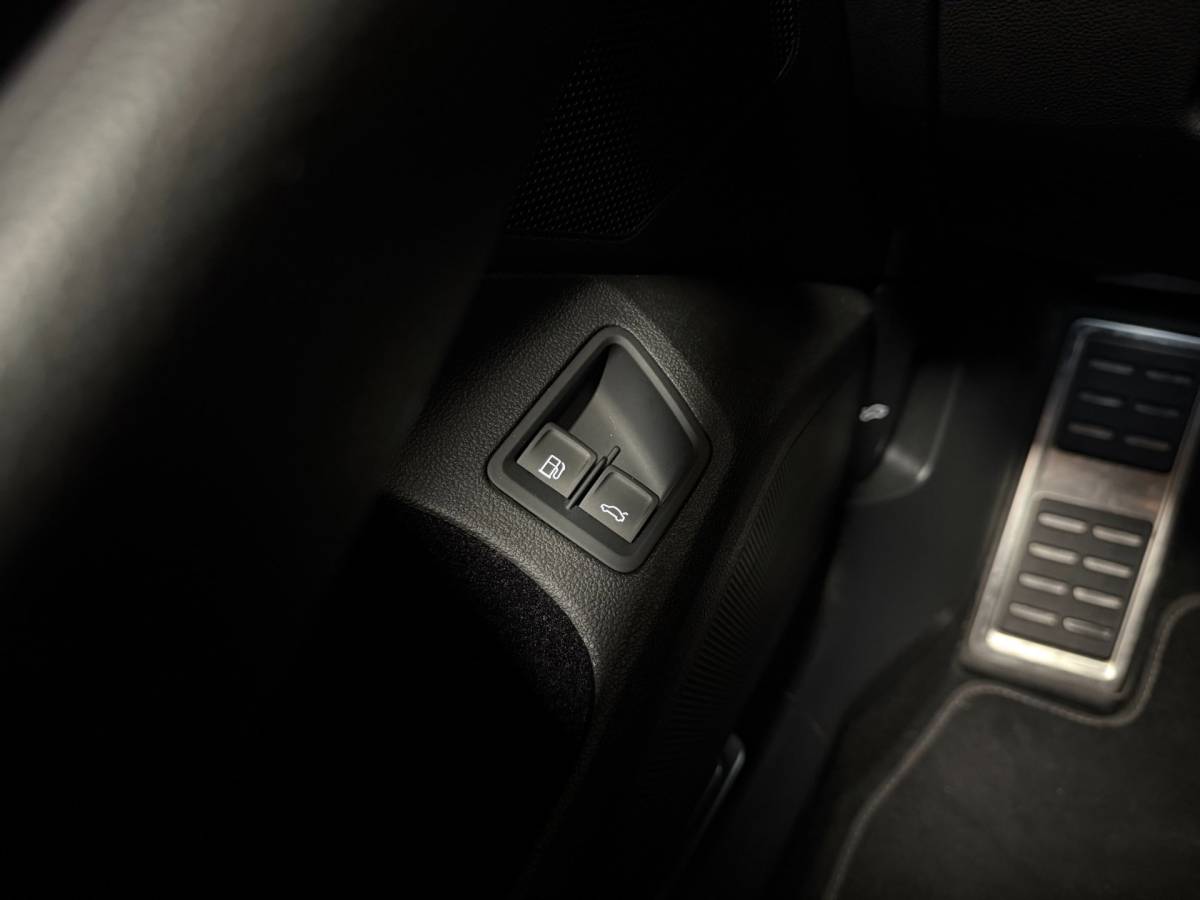 Volkswagen Arteon Volkswagen Arteon Shooting Brake 1.4 TSI eHybrid R-Line Business+ *Dealer OH* Pano|Trekhaak|HUD|Alcantara|Stoelverw.V+A|Adapt.Crui