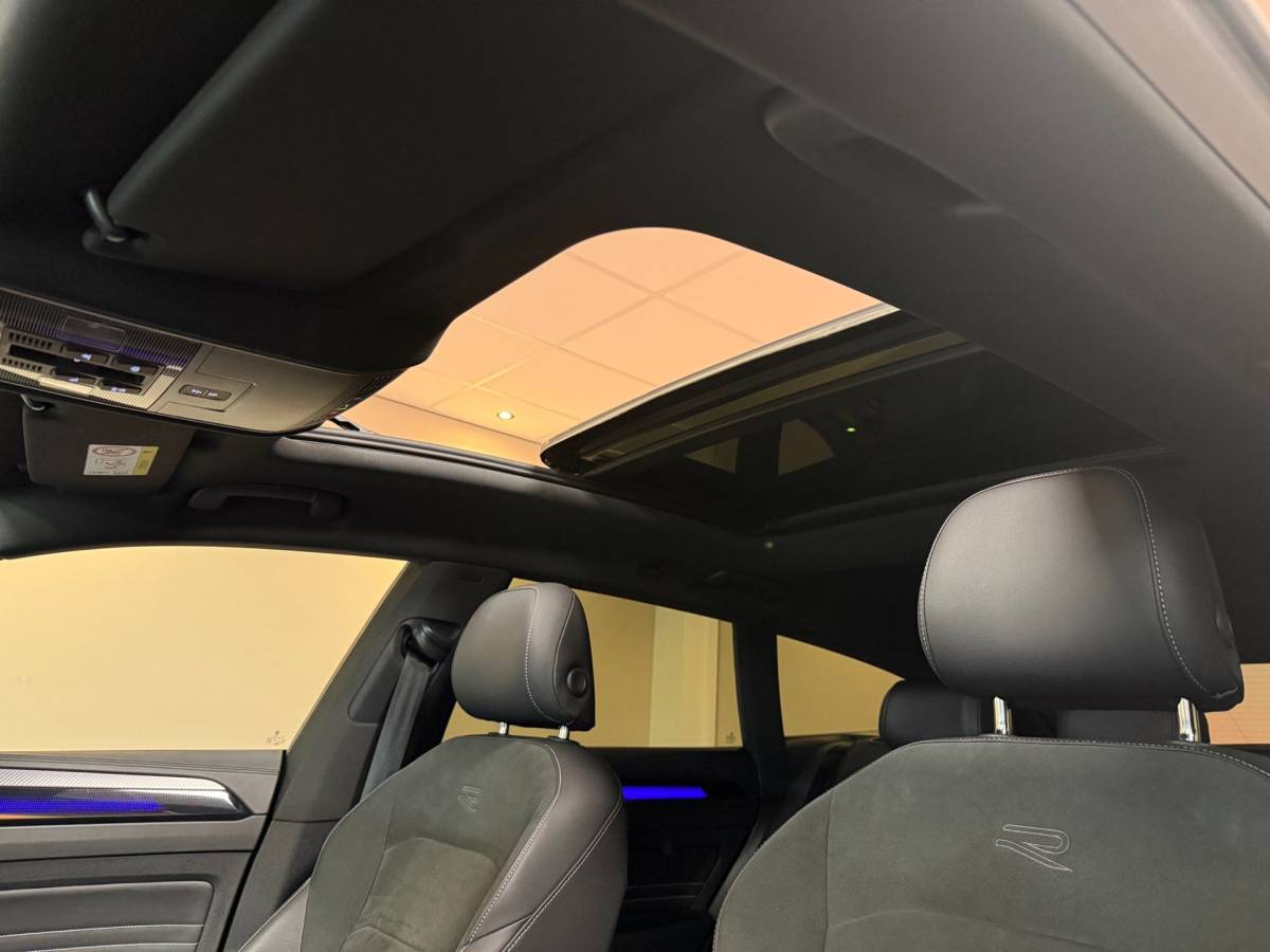 Volkswagen Arteon Volkswagen Arteon Shooting Brake 1.4 TSI eHybrid R-Line Business+ *Dealer OH* Pano|Trekhaak|HUD|Alcantara|Stoelverw.V+A|Adapt.Crui