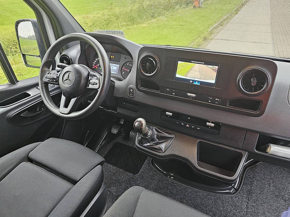 Mercedes-Benz Sprinter MERCEDES-BENZ SPRINTER 315 L2H2 Wp-Inrichting RWD Camera Mbux Euro6 3-Zits CarPlay Mf-Stuurwiel 1e Eigenaar Oh-Historie!