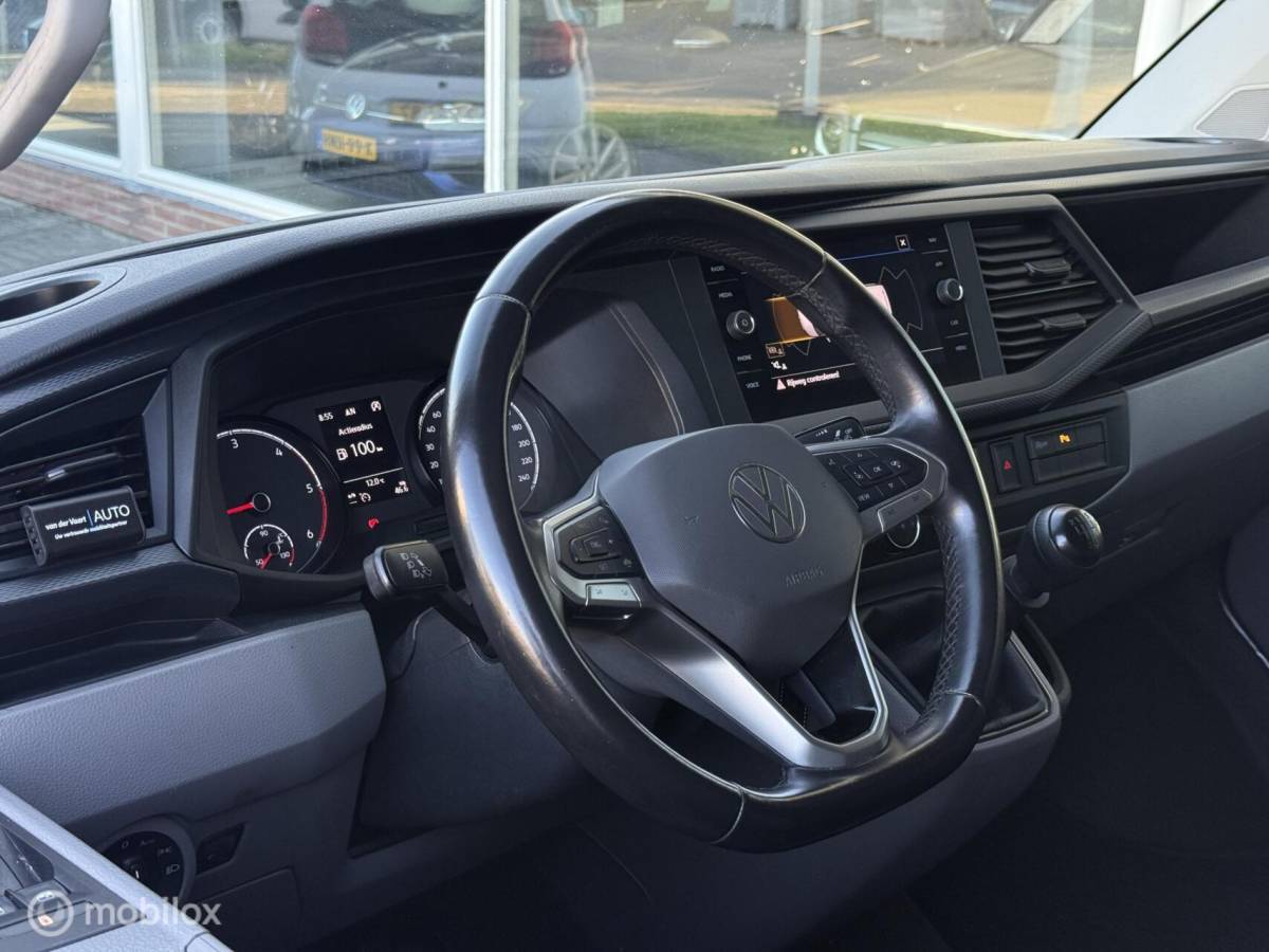 Volkswagen Transporter Volkswagen Transporter 2.0 TDI L2H1 Lang / Carplay / Airco / Cruise
