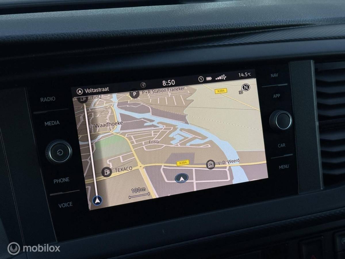 Volkswagen Transporter Volkswagen Transporter 2.0 TDI L2H1 Lang / Carplay / Airco / Cruise