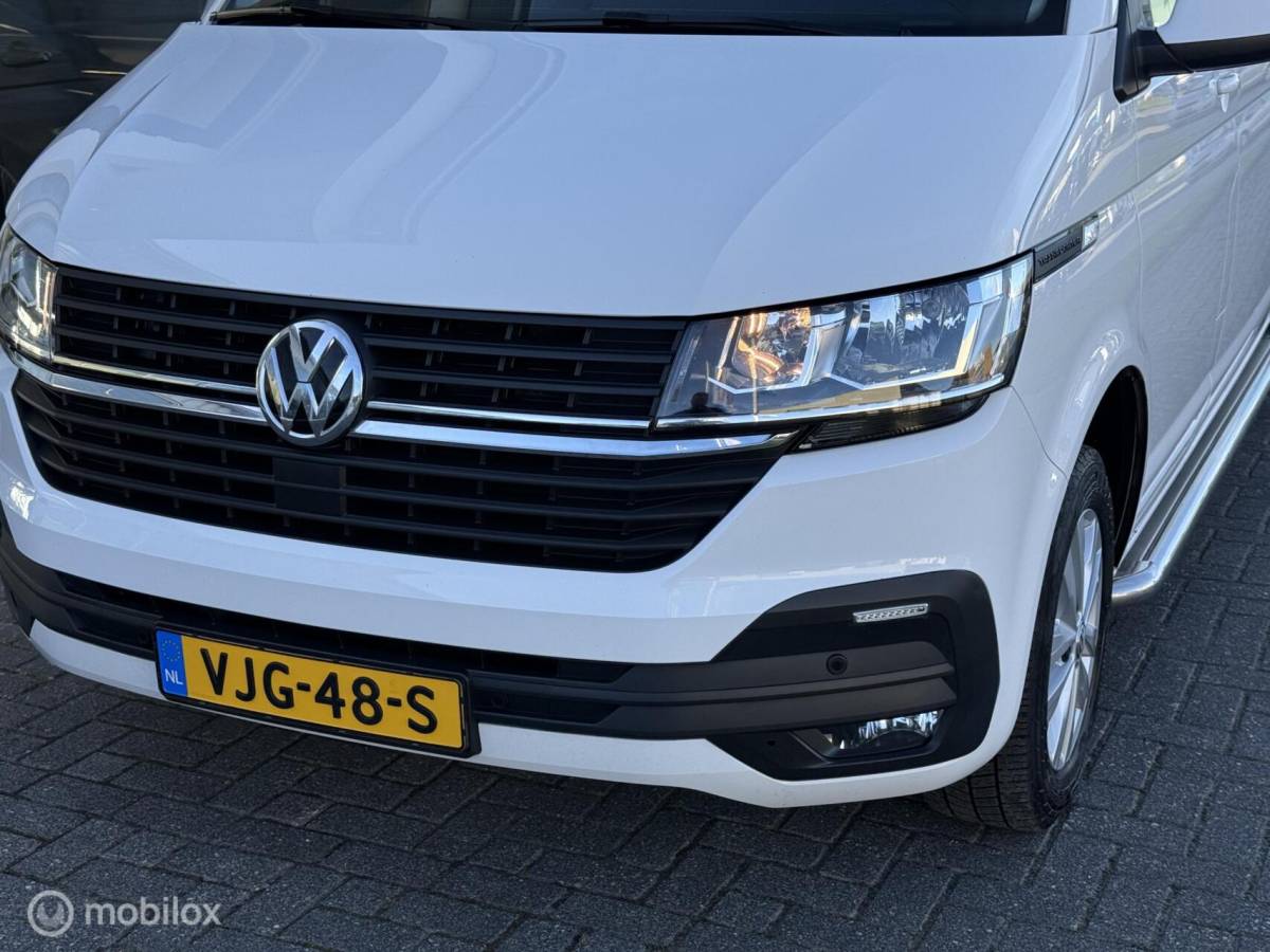 Volkswagen Transporter Volkswagen Transporter 2.0 TDI L2H1 Lang / Carplay / Airco / Cruise