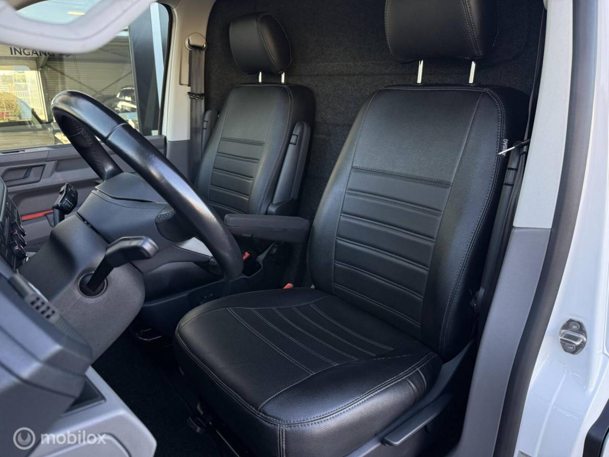 Volkswagen Transporter Volkswagen Transporter 2.0 TDI L2H1 Lang / Carplay / Airco / Cruise