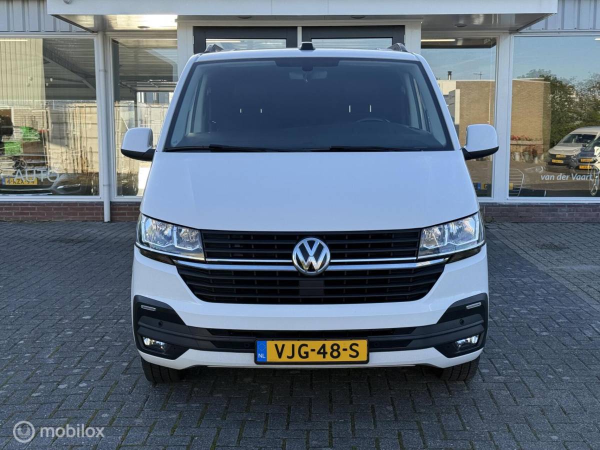 Volkswagen Transporter Volkswagen Transporter 2.0 TDI L2H1 Lang / Carplay / Airco / Cruise