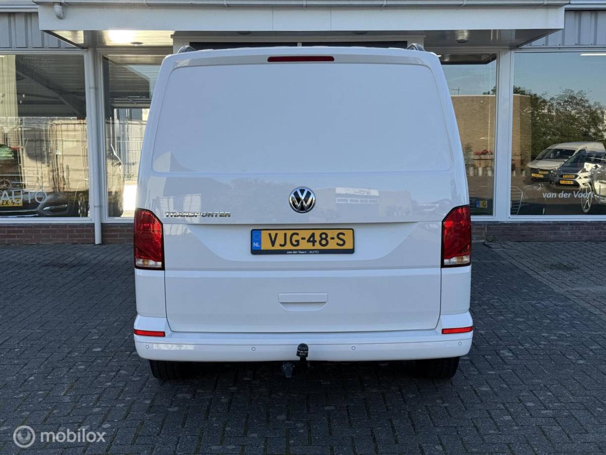 Volkswagen Transporter Volkswagen Transporter 2.0 TDI L2H1 Lang / Carplay / Airco / Cruise