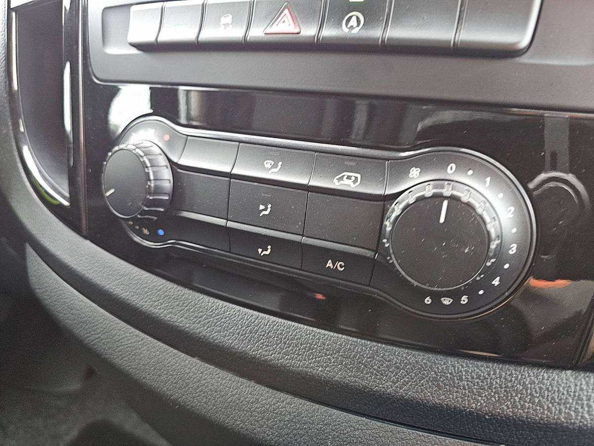 Mercedes-Benz Vito MERCEDES-BENZ VITO 114 l2 automaat trekhaak