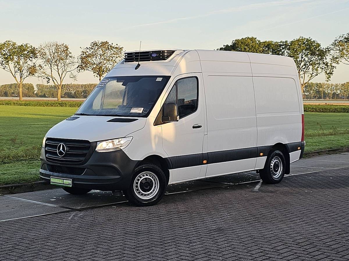 Mercedes-Benz Sprinter MERCEDES-BENZ SPRINTER 315 L2H2 BI-TEMP FRIGO Carrier Koelwagen Dag/Nacht 2 Compartimenten Euro6 Mbux Airco!