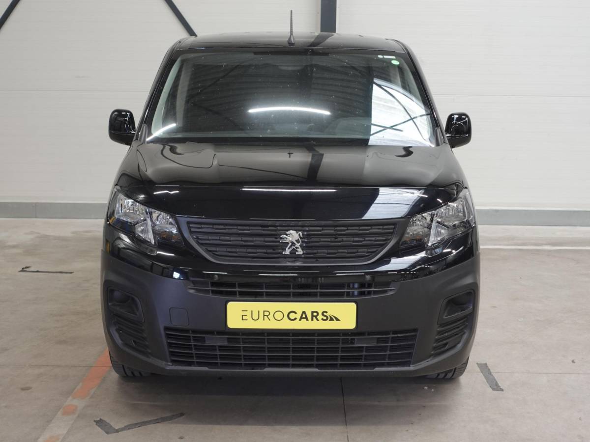 Peugeot Partner Peugeot Partner 1.5 BlueHDi 100pk L2 Airco Cruise control Trekhaak Parkeersensoren Bluetooth