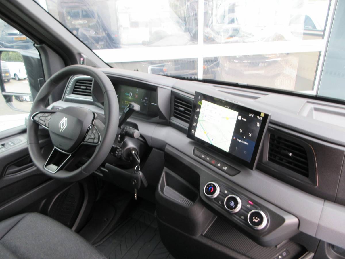 Renault Master Renault MASTER E-TECH T35 L2H2 Extra long range 87 kWh navi ,apple carplay ,trekhaak