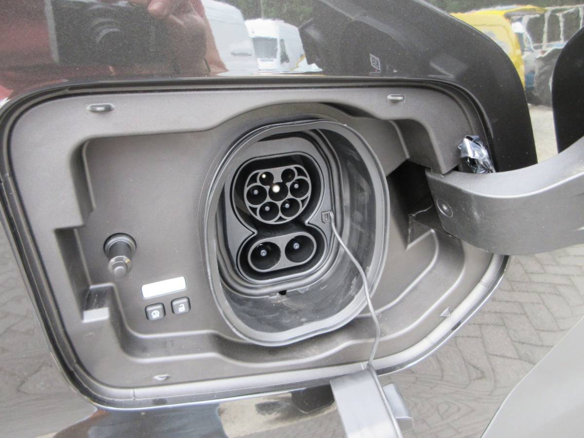 Renault Master Renault MASTER E-TECH T35 L2H2 Extra long range 87 kWh navi ,apple carplay ,trekhaak