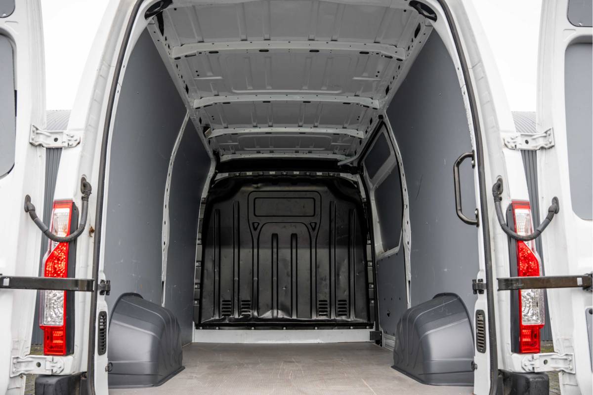 Opel Movano Opel Movano **2.3 CDTI FWD L2H2 | 3-Zits | 1e Eigenaar | Cruise | Airco**