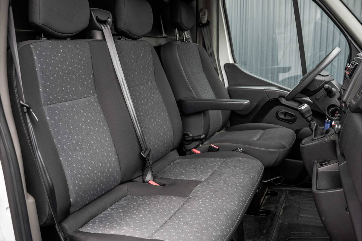 Opel Movano Opel Movano **2.3 CDTI FWD L2H2 | 3-Zits | 1e Eigenaar | Cruise | Airco**
