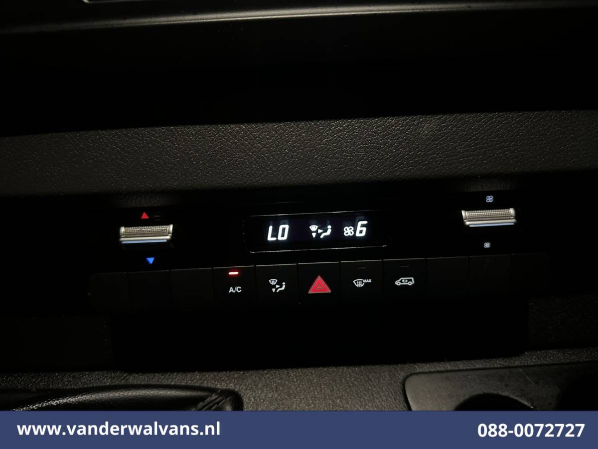Mercedes-Benz Sprinter Mercedes-Benz Sprinter 314 CDI L2H2 Euro6 Airco | Trekhaak Bijrijdersbank