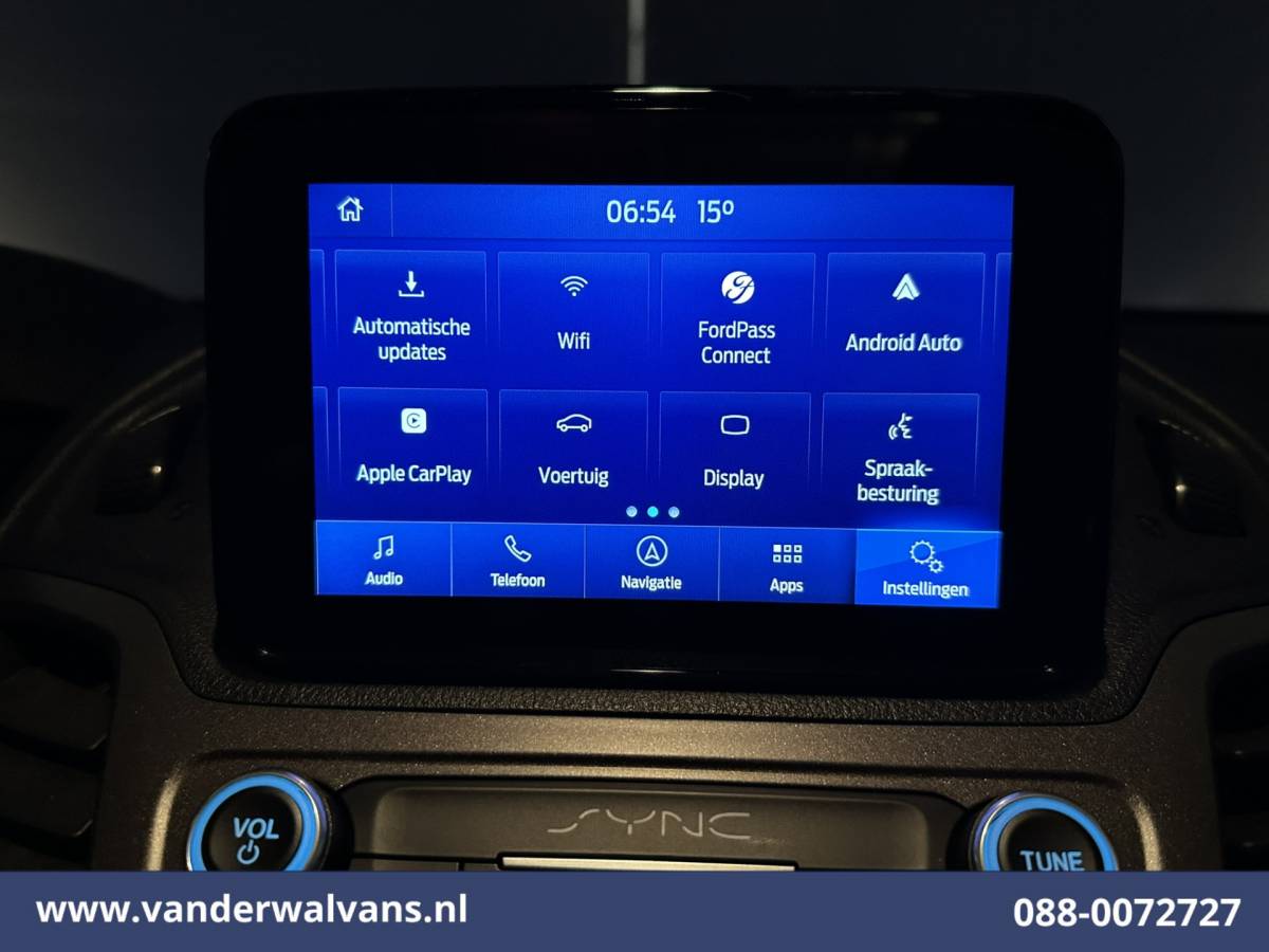 Ford Transit Connect Ford Transit Connect 1.5 EcoBlue 100pk L1H1 Full Option Euro6 Airco | Cruisecontrol | Apple Carplay | Camera | Navigatie parkeersensoren, stoelverwarming, android auto, verwarmde voorruit