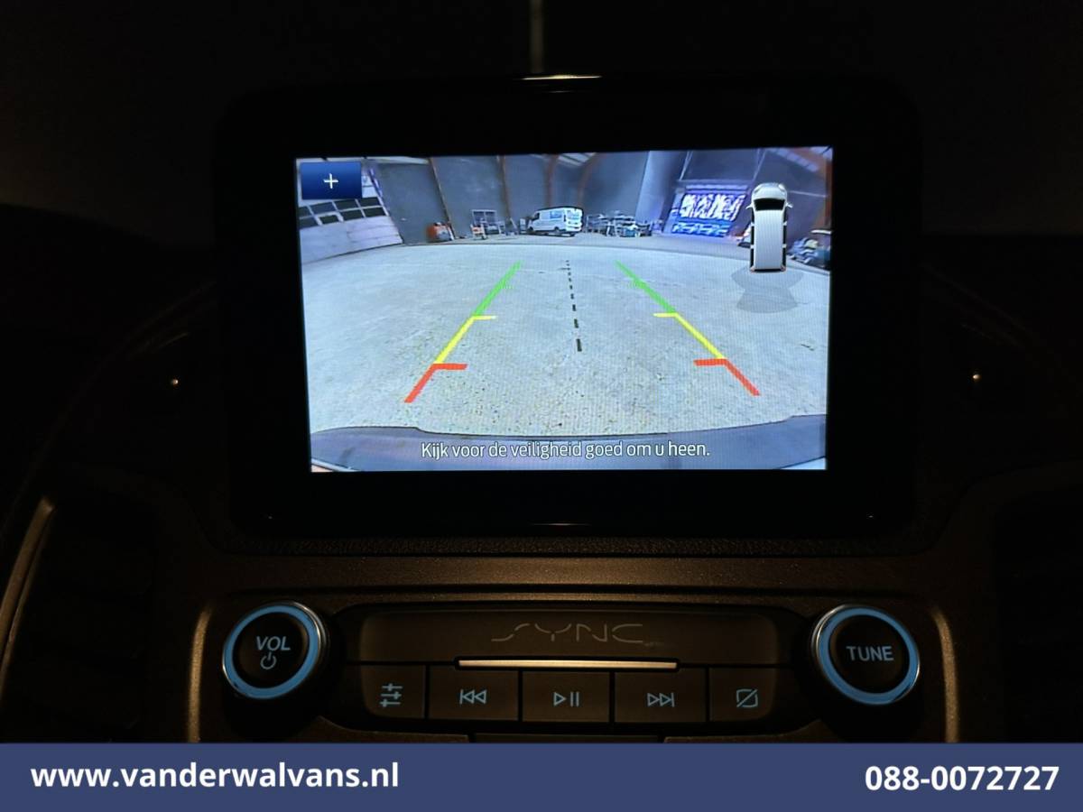 Ford Transit Connect Ford Transit Connect 1.5 EcoBlue 100pk L1H1 Full Option Euro6 Airco | Cruisecontrol | Apple Carplay | Camera | Navigatie parkeersensoren, stoelverwarming, android auto, verwarmde voorruit