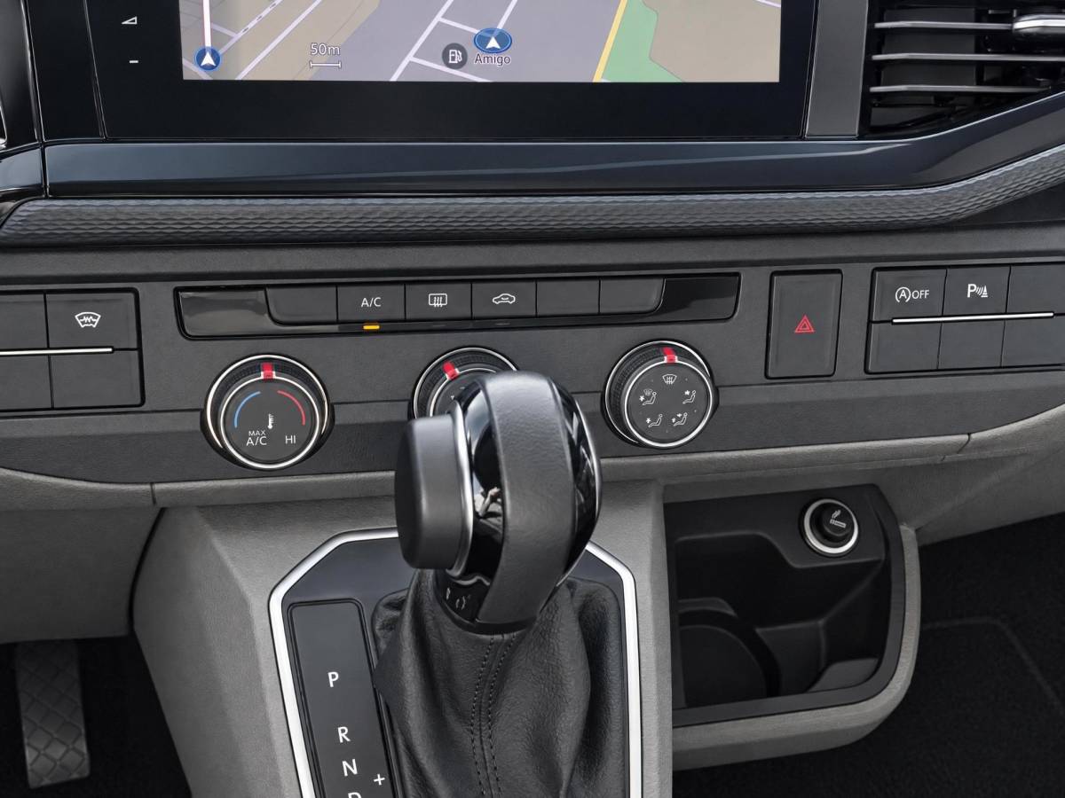 Volkswagen Transporter Volkswagen Transporter 2.0 TDI 204pk DSG L2H1 DC 30 Bulli · Camera · Apple/Android Car Play · Dubble Cabine · Vloerplaat · 18” Inch ·