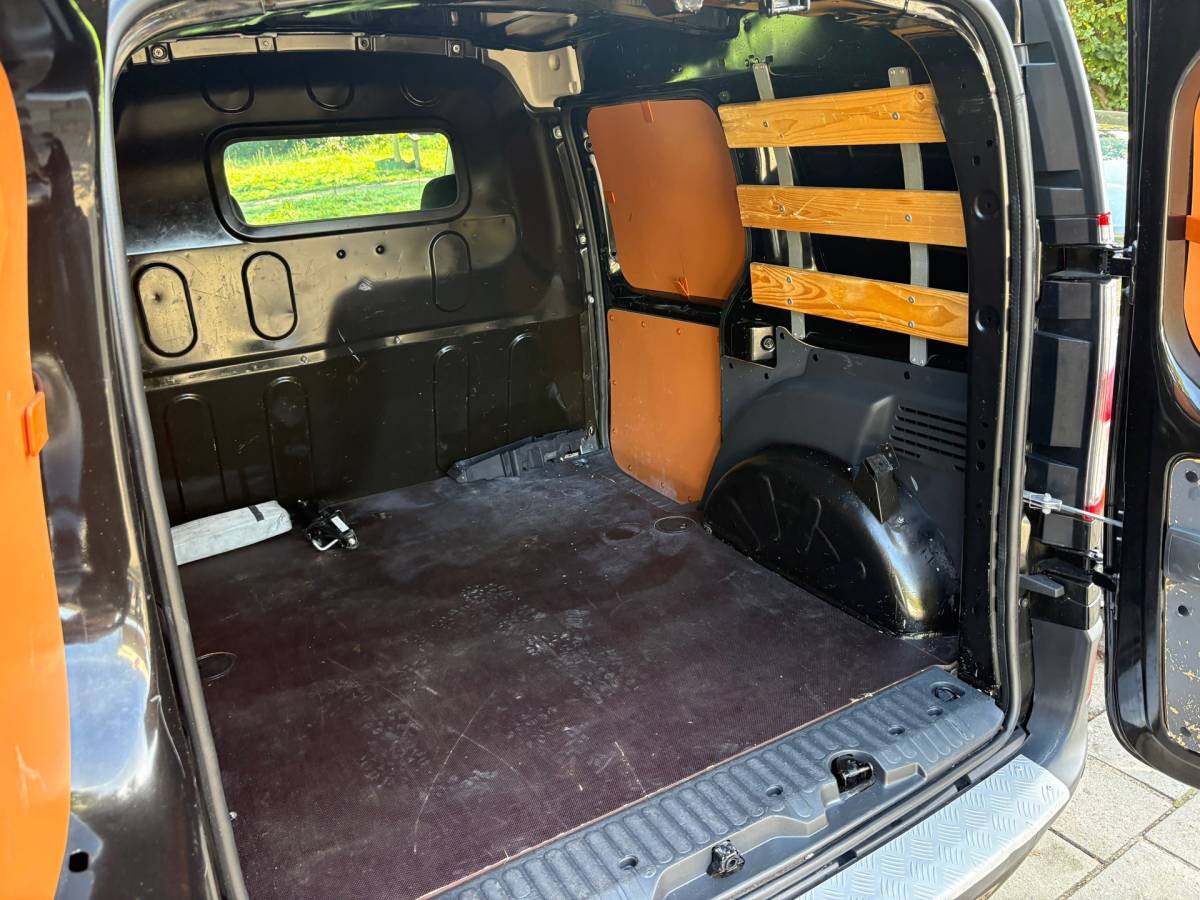 Renault Kangoo Renault Kangoo 1.5 Blue dCi 95PK Work Edition|NAP|airco|bluetooth|parkeersensoren achter|elektrisch pakket|EURO6
